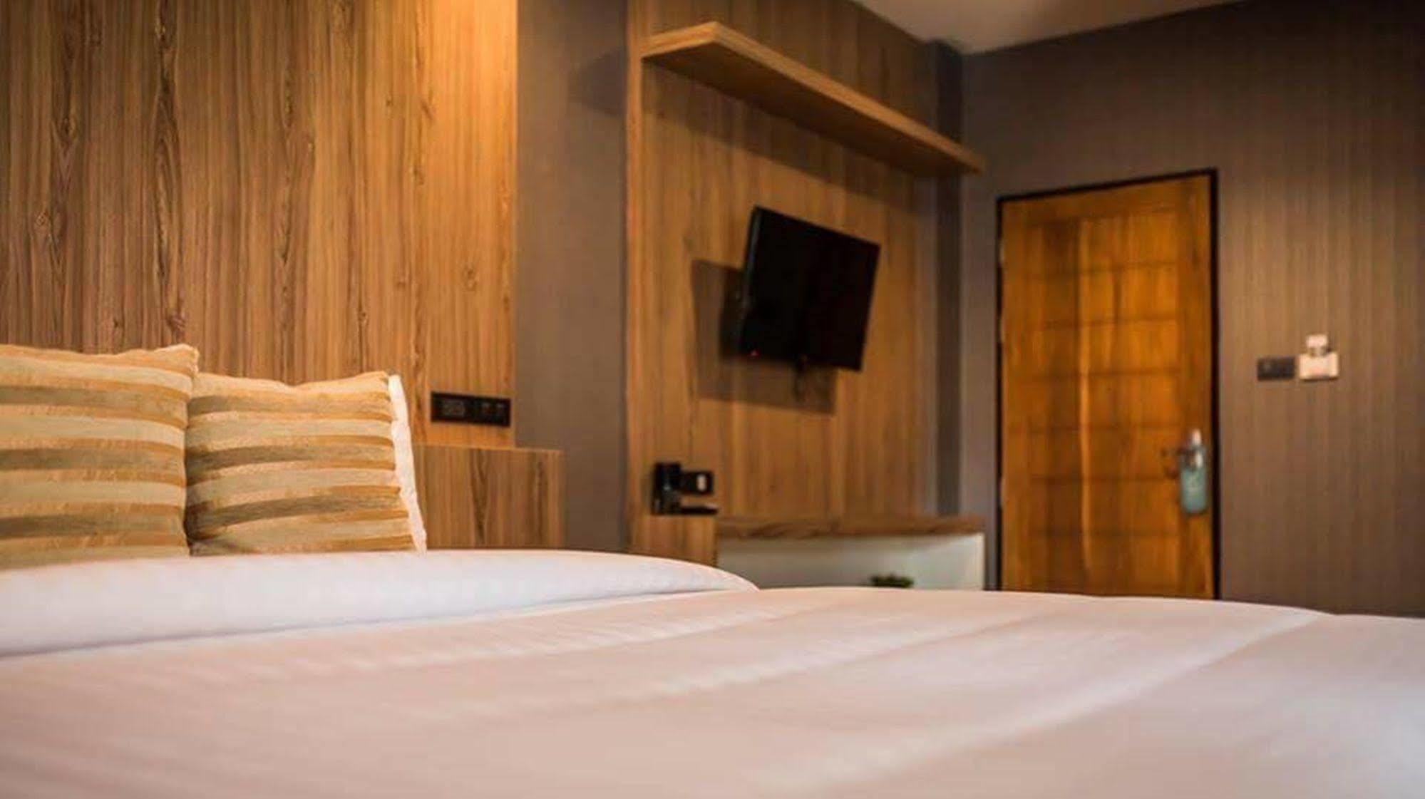 Hotel Le Terrarium Bed & Sleep Chiang Rai Extérieur photo